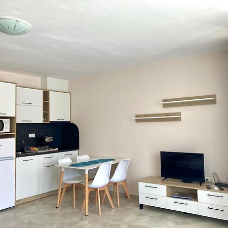 Apartments In Villas Apolon Созополь Экстерьер фото