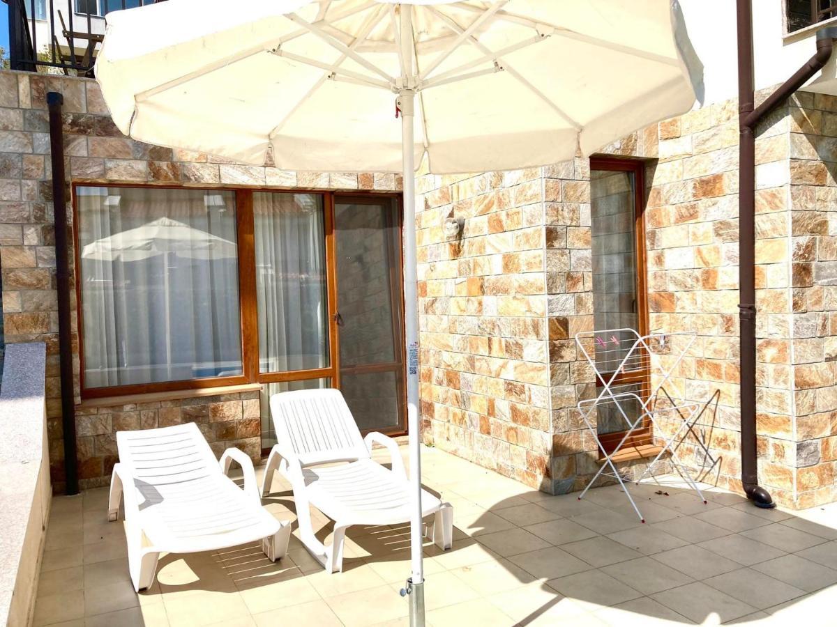 Apartments In Villas Apolon Созополь Экстерьер фото