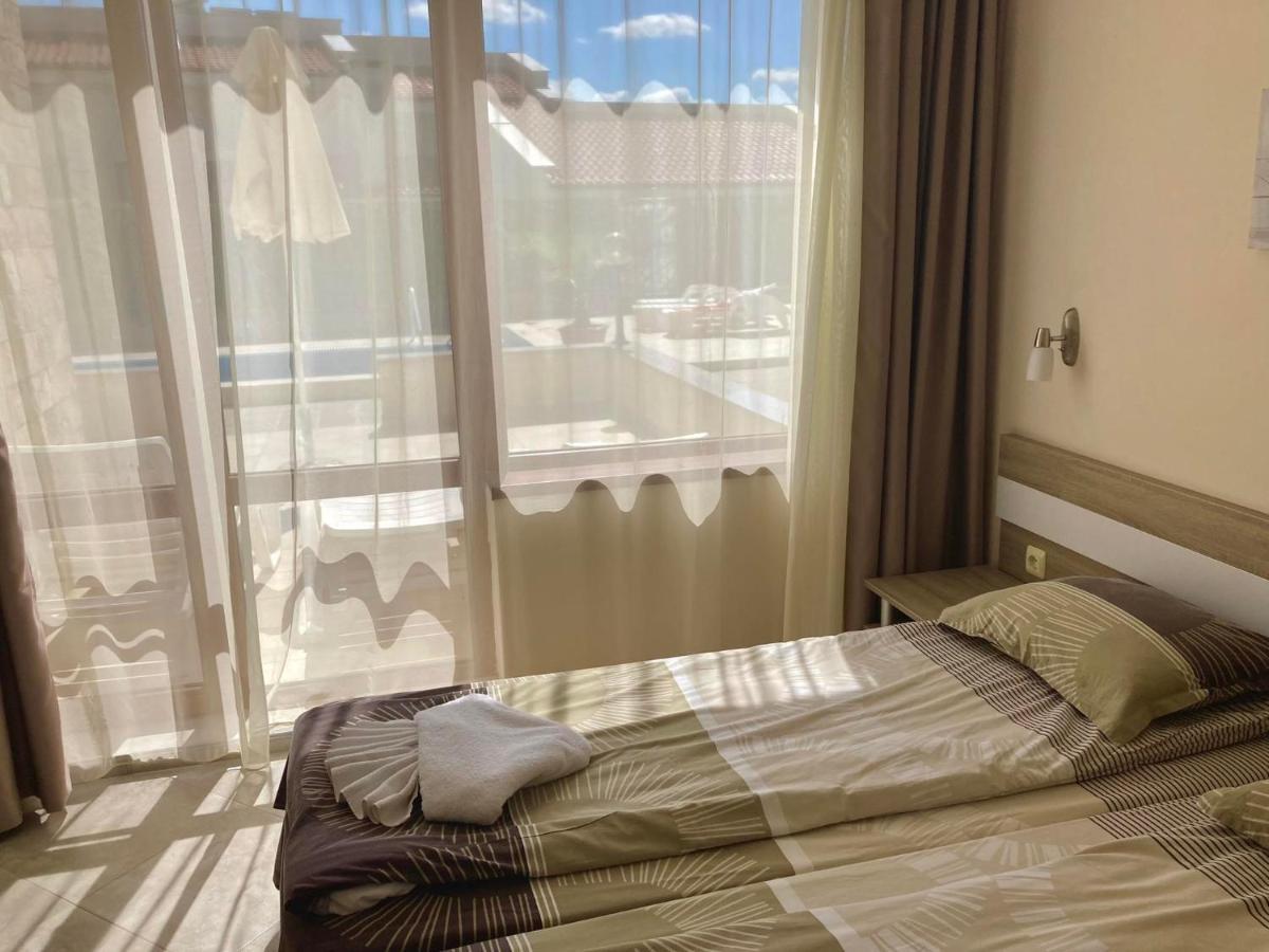 Apartments In Villas Apolon Созополь Экстерьер фото