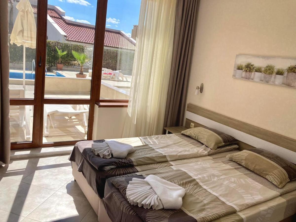 Apartments In Villas Apolon Созополь Экстерьер фото