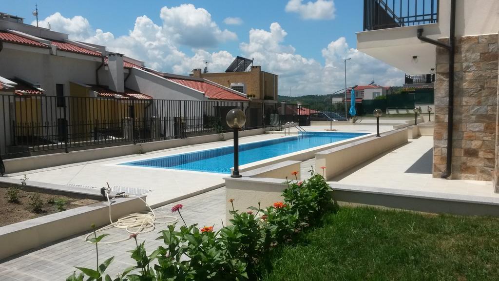 Apartments In Villas Apolon Созополь Экстерьер фото
