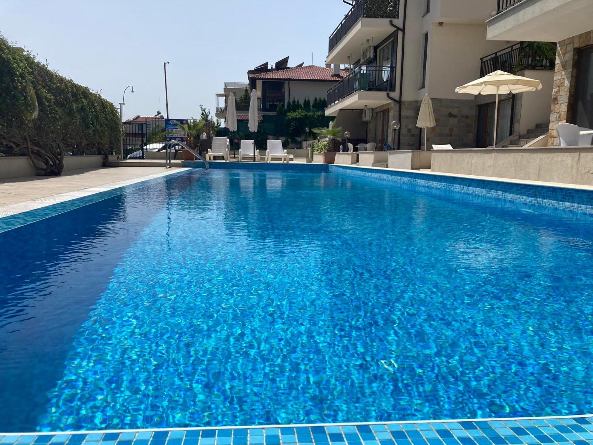 Apartments In Villas Apolon Созополь Экстерьер фото