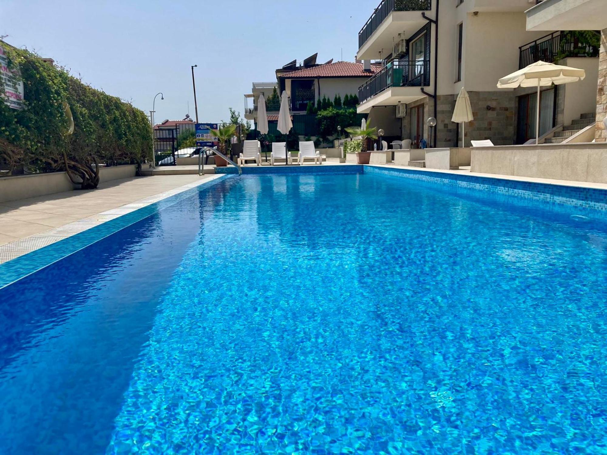 Apartments In Villas Apolon Созополь Экстерьер фото