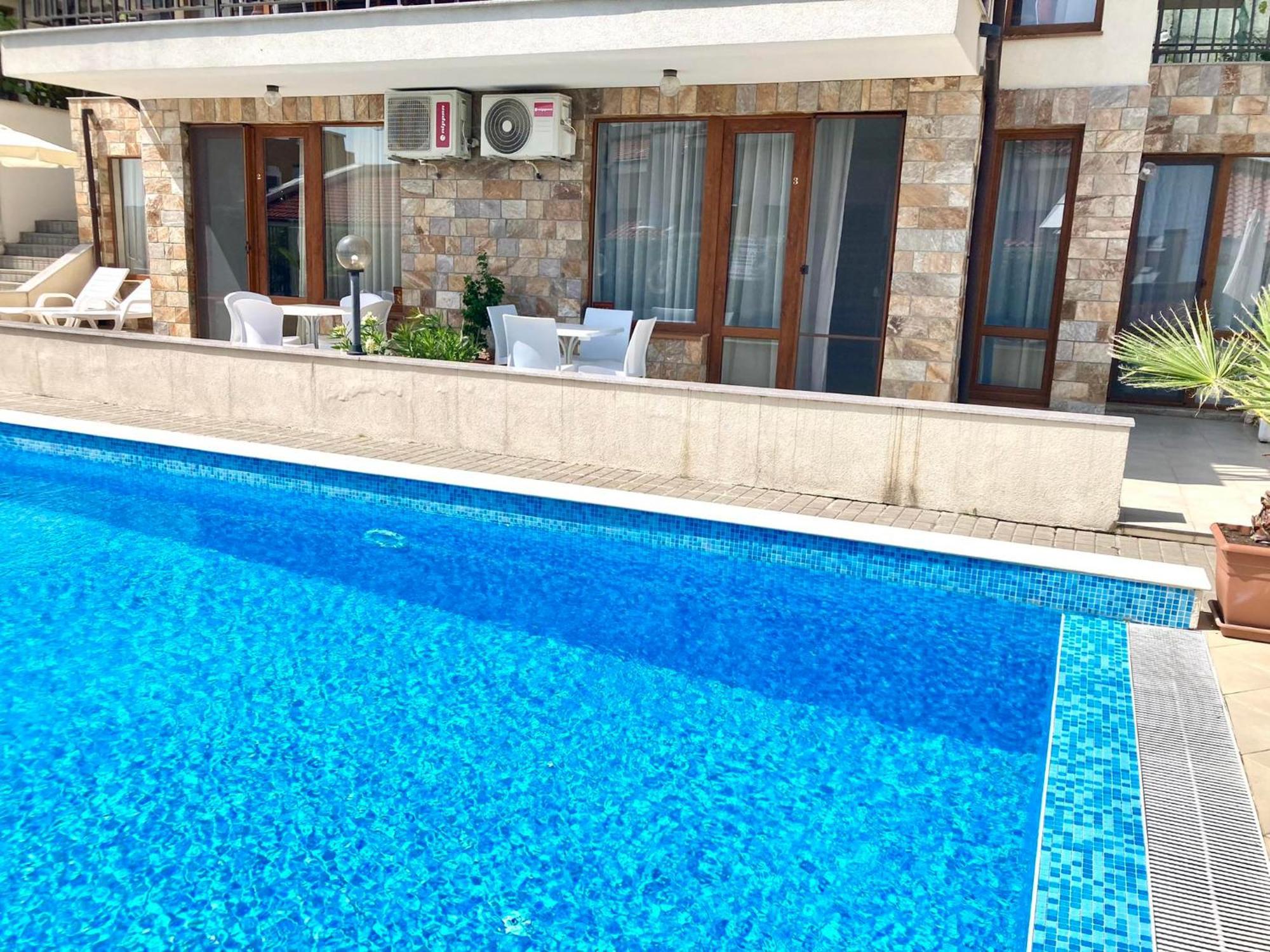 Apartments In Villas Apolon Созополь Экстерьер фото